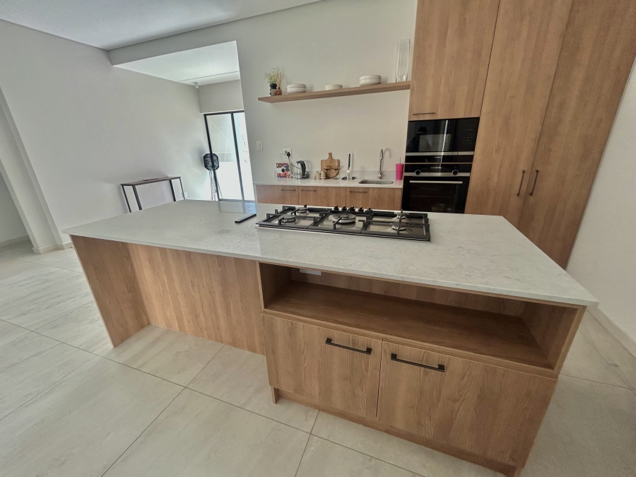 To Let 3 Bedroom Property for Rent in Blue Hills Gauteng