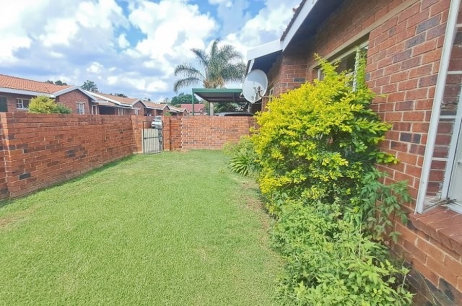 2 Bedroom Property for Sale in West Village Gauteng