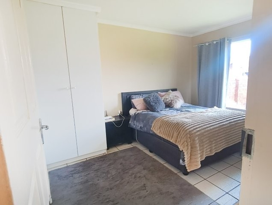 2 Bedroom Property for Sale in West Village Gauteng