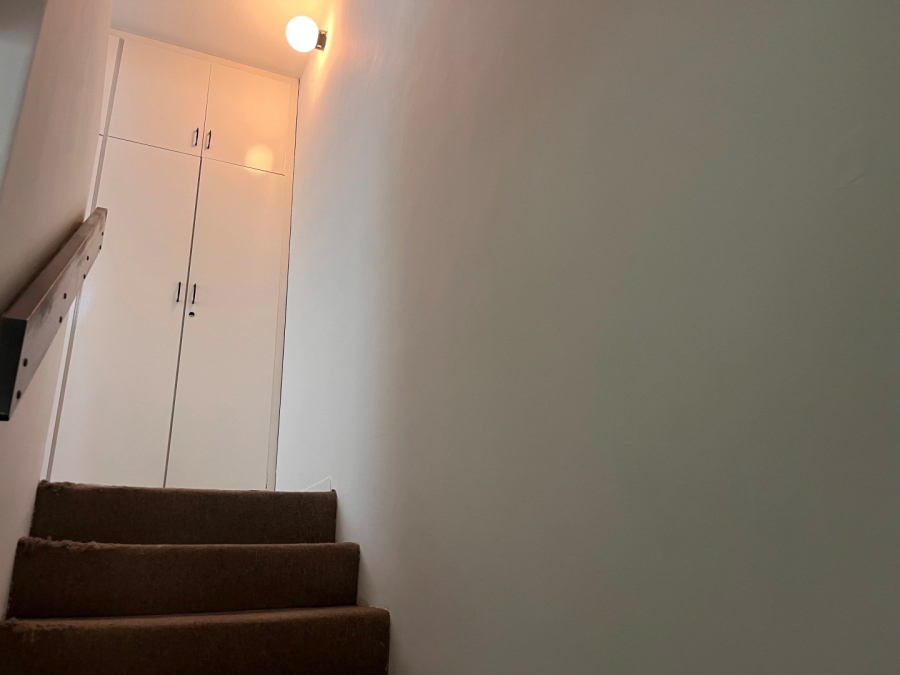 2 Bedroom Property for Sale in The Gardens Gauteng