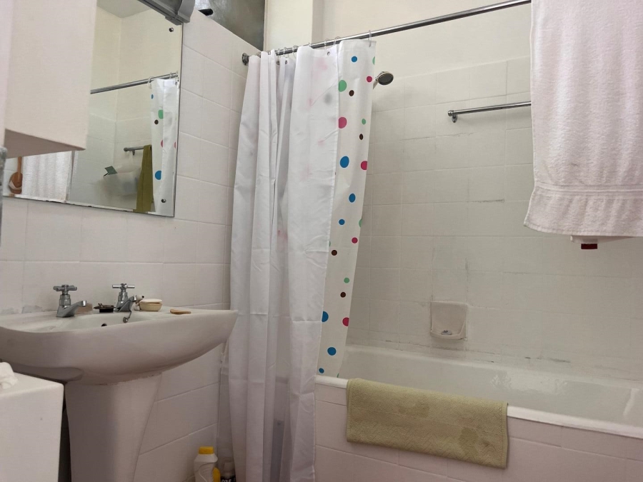 2 Bedroom Property for Sale in The Gardens Gauteng