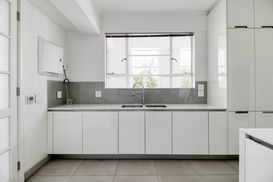 3 Bedroom Property for Sale in Melrose North Gauteng