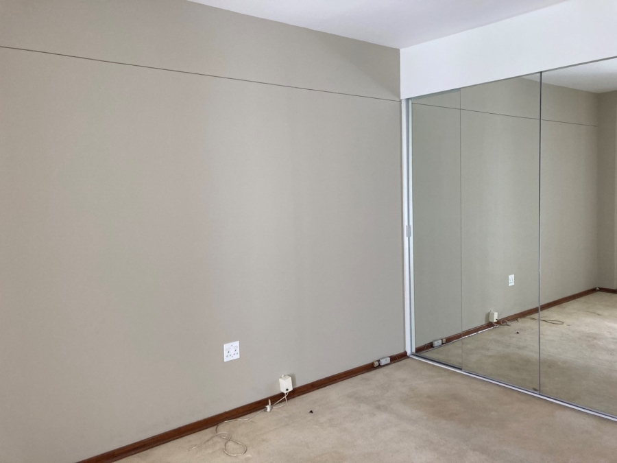 To Let 2 Bedroom Property for Rent in Illovo Gauteng