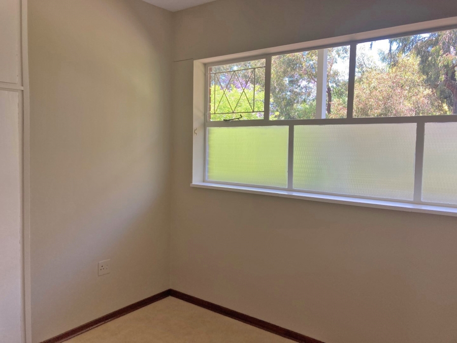 To Let 2 Bedroom Property for Rent in Illovo Gauteng