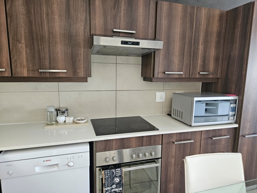 To Let 2 Bedroom Property for Rent in Atholl Gauteng