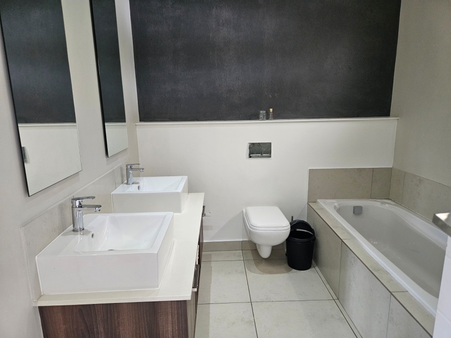 To Let 2 Bedroom Property for Rent in Atholl Gauteng