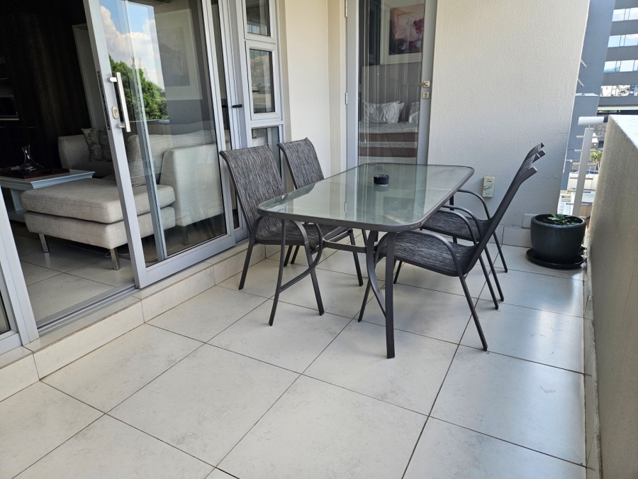 To Let 2 Bedroom Property for Rent in Atholl Gauteng
