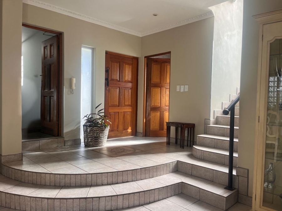 4 Bedroom Property for Sale in Glenhazel Gauteng