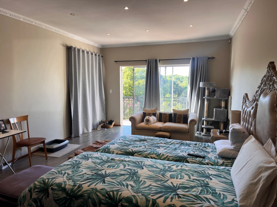 4 Bedroom Property for Sale in Glenhazel Gauteng