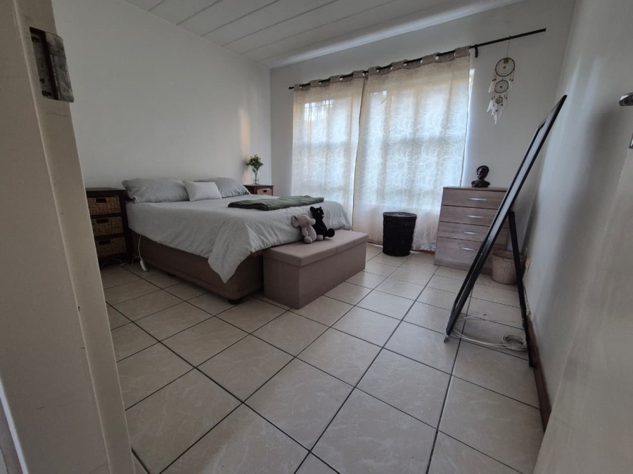 To Let 2 Bedroom Property for Rent in Buccleuch Gauteng