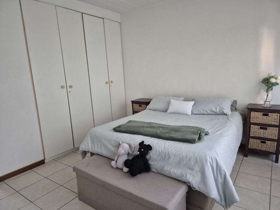 To Let 2 Bedroom Property for Rent in Buccleuch Gauteng