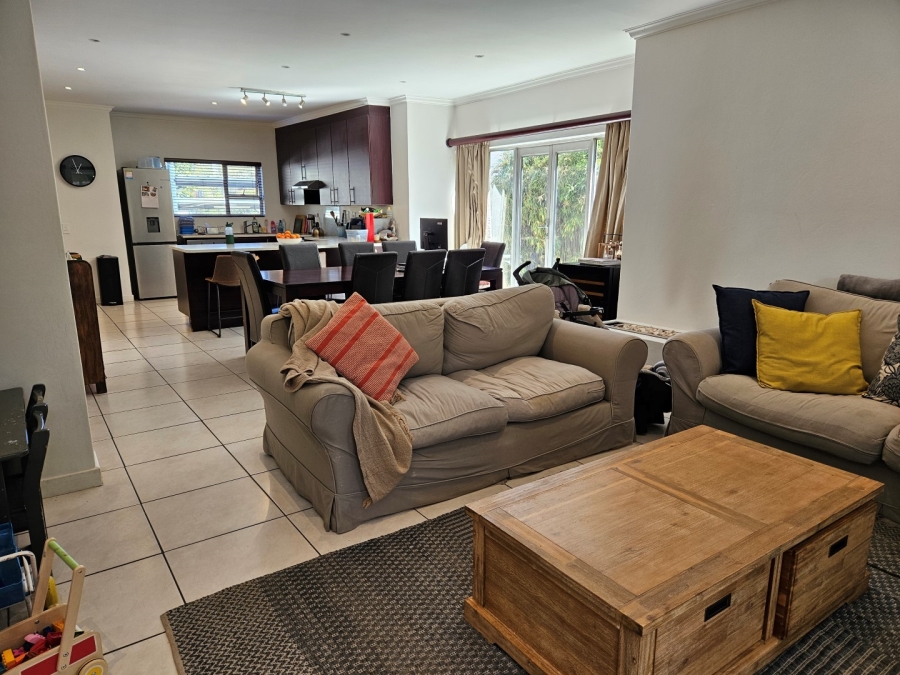 To Let 3 Bedroom Property for Rent in Craighall Gauteng