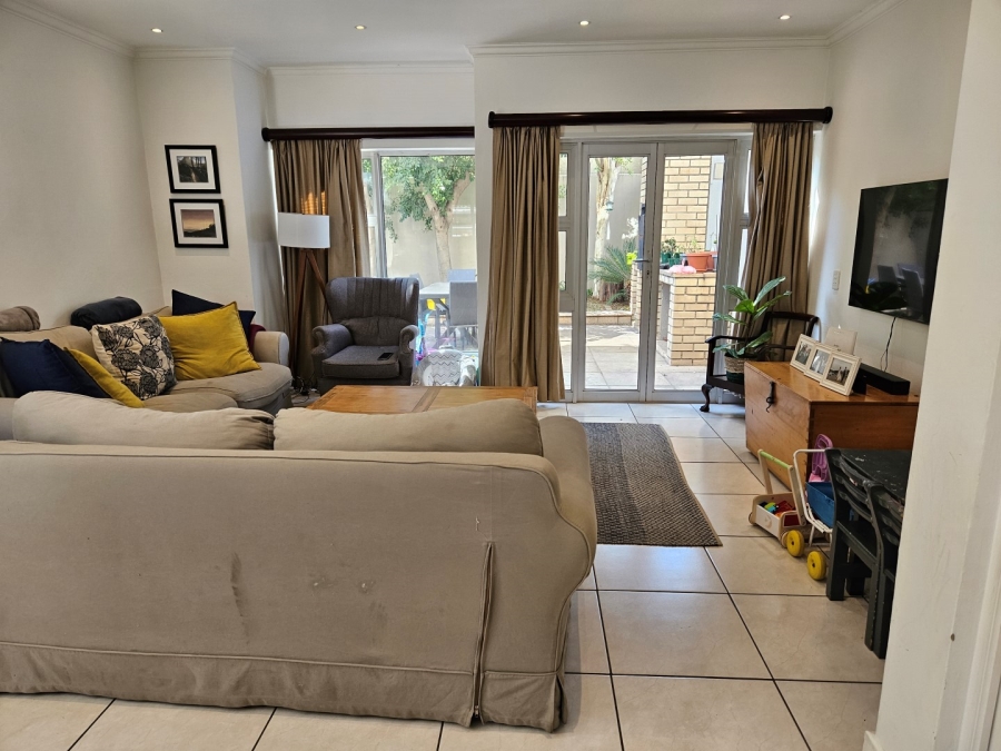 To Let 3 Bedroom Property for Rent in Craighall Gauteng