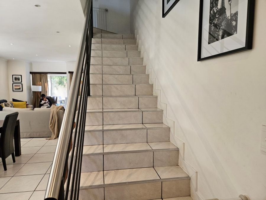 To Let 3 Bedroom Property for Rent in Craighall Gauteng