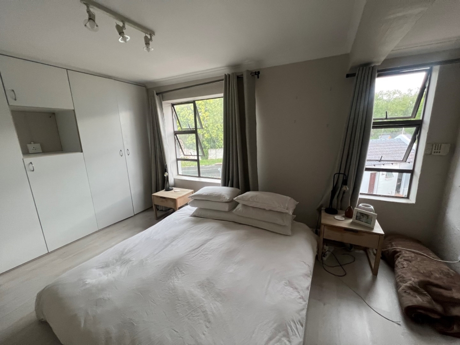 To Let 2 Bedroom Property for Rent in Waverley Gauteng