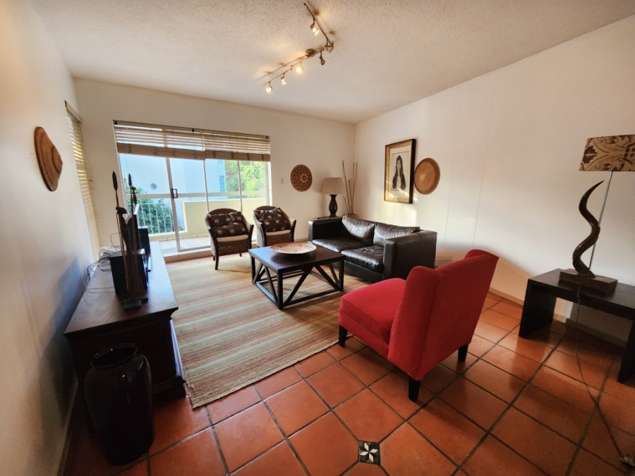 To Let 2 Bedroom Property for Rent in Sandhurst Gauteng