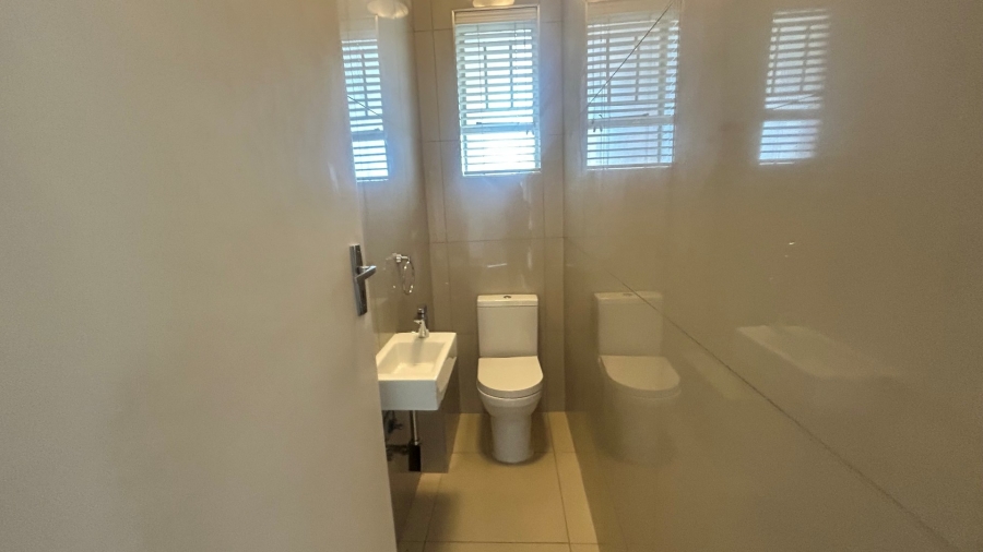 To Let 2 Bedroom Property for Rent in Killarney Gauteng