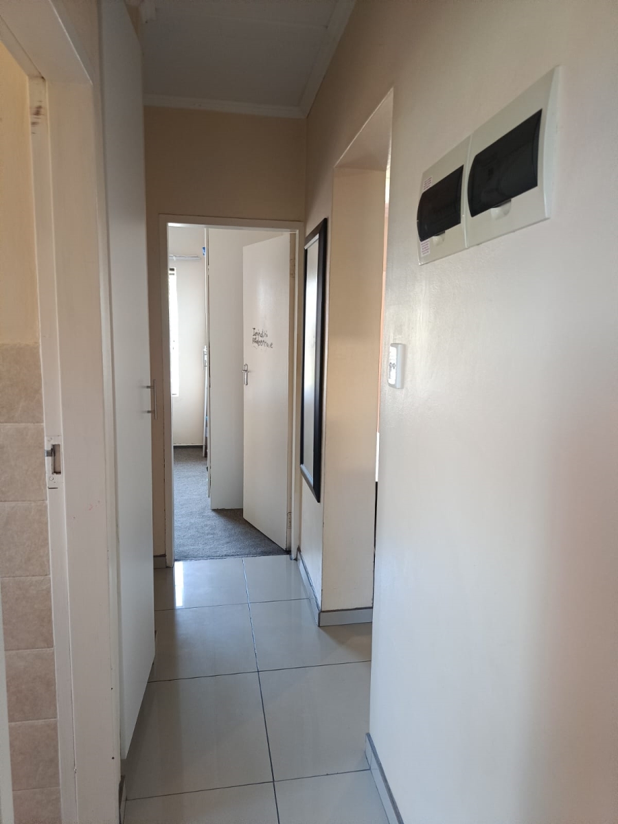 3 Bedroom Property for Sale in Radiokop Gauteng