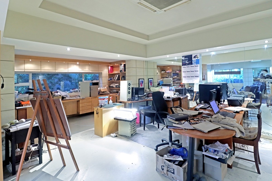 6 Bedroom Property for Sale in Bryanston Gauteng