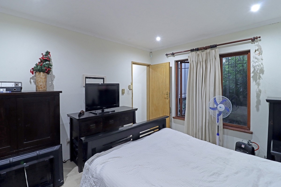 6 Bedroom Property for Sale in Bryanston Gauteng