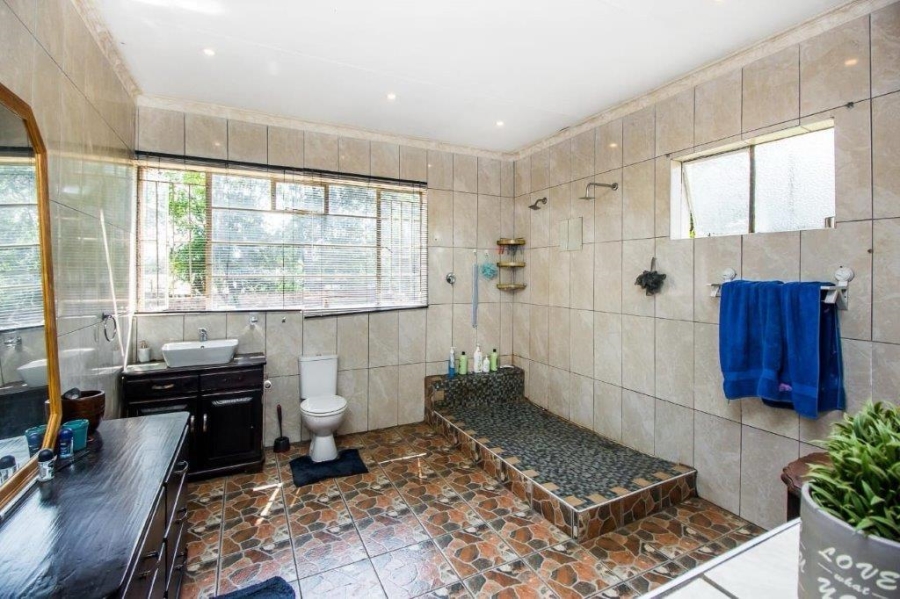 4 Bedroom Property for Sale in Meyerspark Gauteng