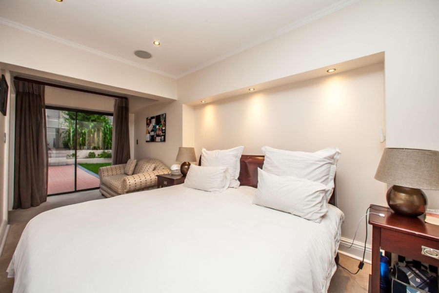 To Let 6 Bedroom Property for Rent in Morningside Gauteng