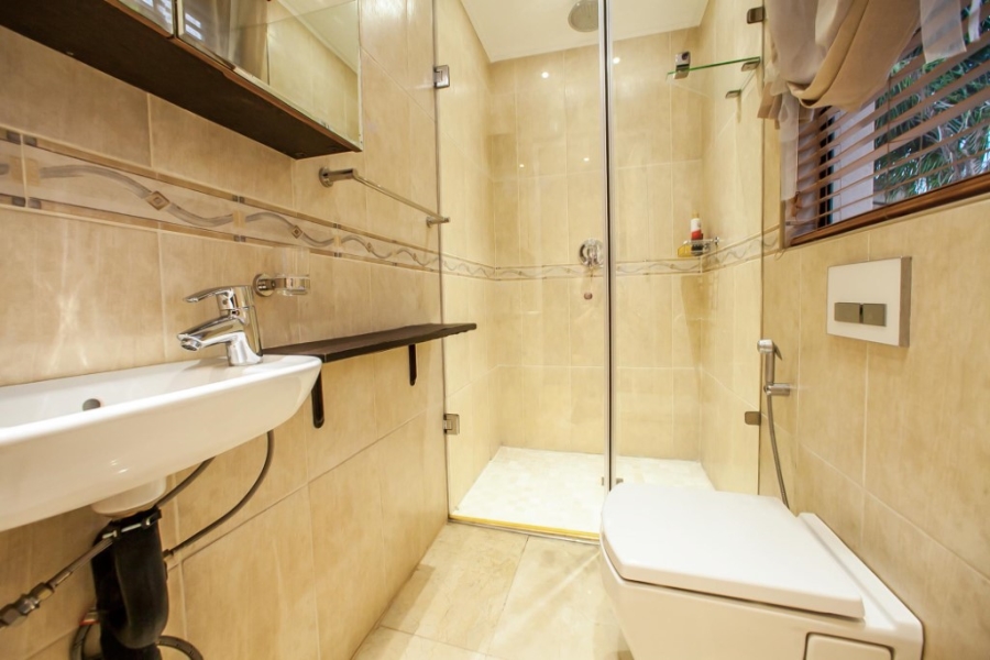 To Let 6 Bedroom Property for Rent in Morningside Gauteng