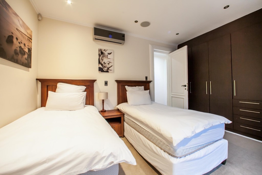 To Let 6 Bedroom Property for Rent in Morningside Gauteng