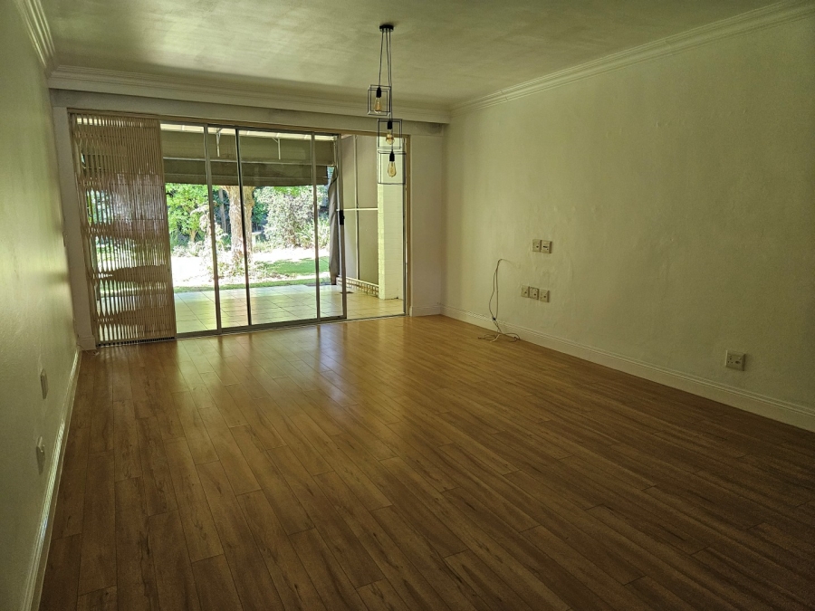 To Let 2 Bedroom Property for Rent in Craighall Gauteng