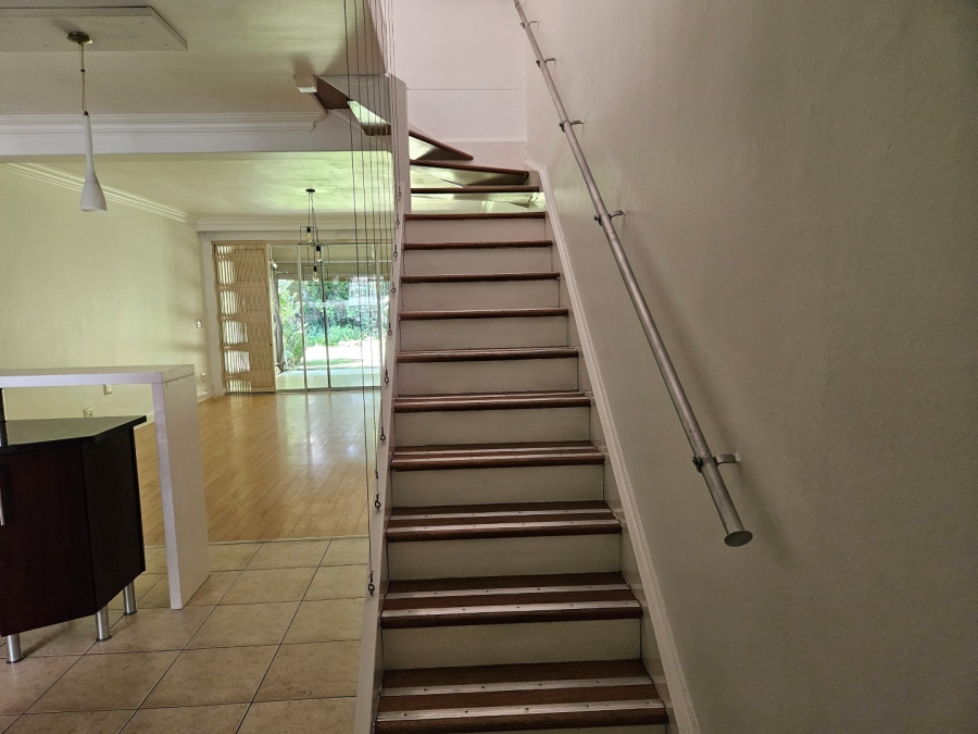 To Let 2 Bedroom Property for Rent in Craighall Gauteng