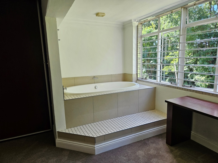 To Let 2 Bedroom Property for Rent in Craighall Gauteng