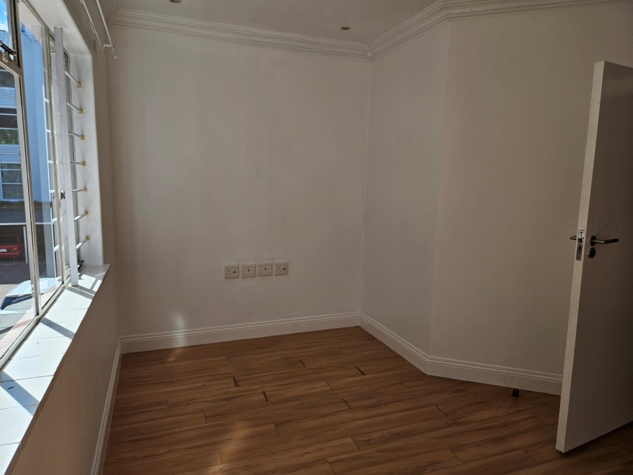 To Let 2 Bedroom Property for Rent in Craighall Gauteng