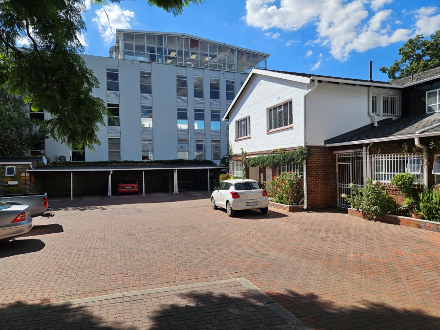 To Let 2 Bedroom Property for Rent in Craighall Gauteng