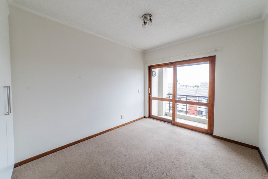 2 Bedroom Property for Sale in Lonehill Gauteng