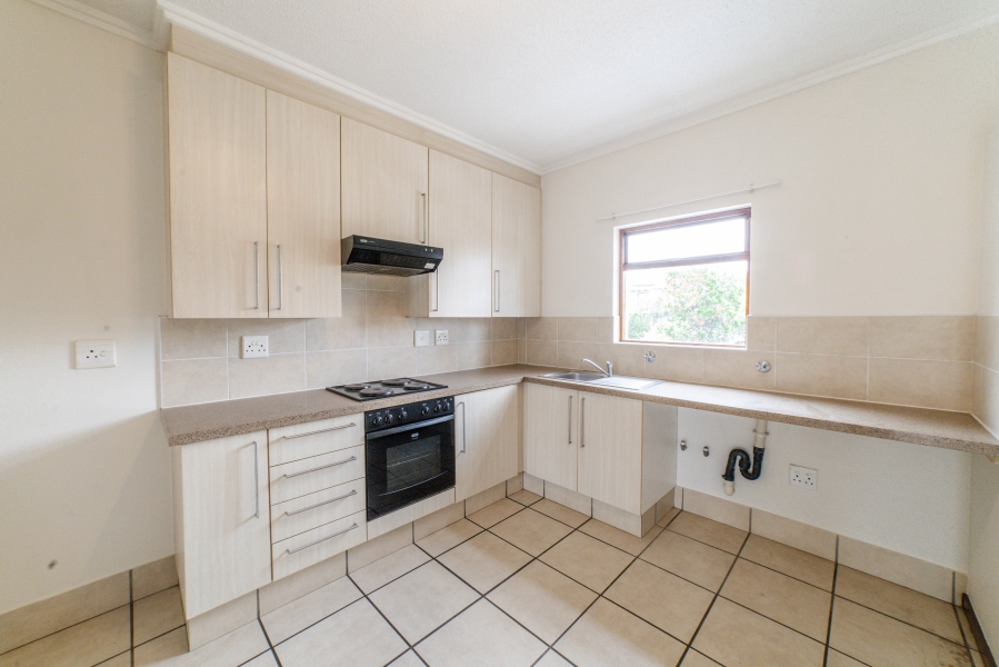 2 Bedroom Property for Sale in Lonehill Gauteng