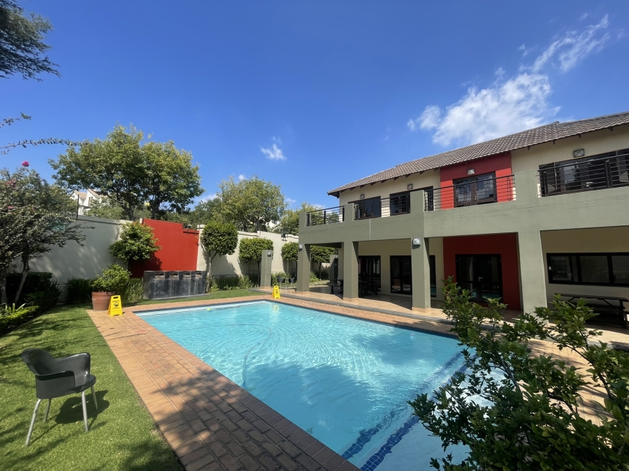 2 Bedroom Property for Sale in Lonehill Gauteng