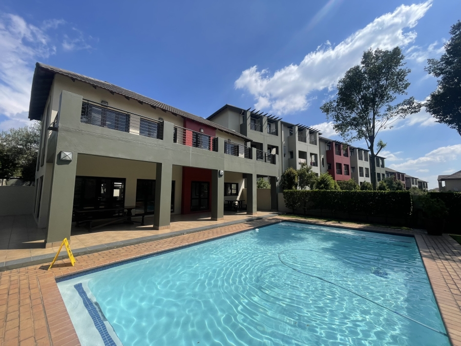 2 Bedroom Property for Sale in Lonehill Gauteng