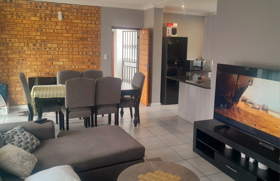3 Bedroom Property for Sale in Homes Haven Gauteng