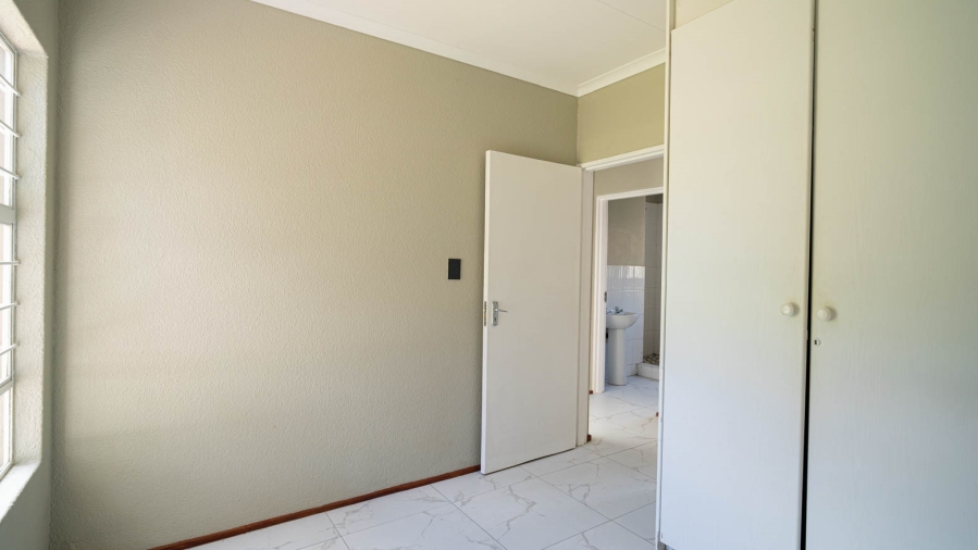 3 Bedroom Property for Sale in Douglasdale Gauteng