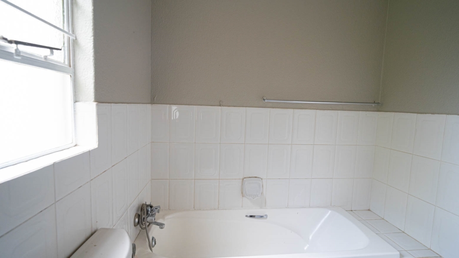 3 Bedroom Property for Sale in Douglasdale Gauteng