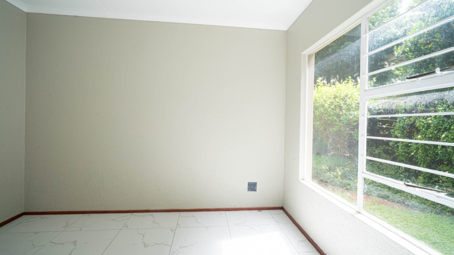 3 Bedroom Property for Sale in Douglasdale Gauteng