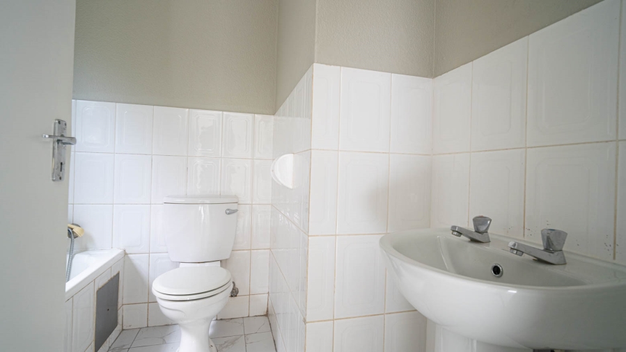 3 Bedroom Property for Sale in Douglasdale Gauteng