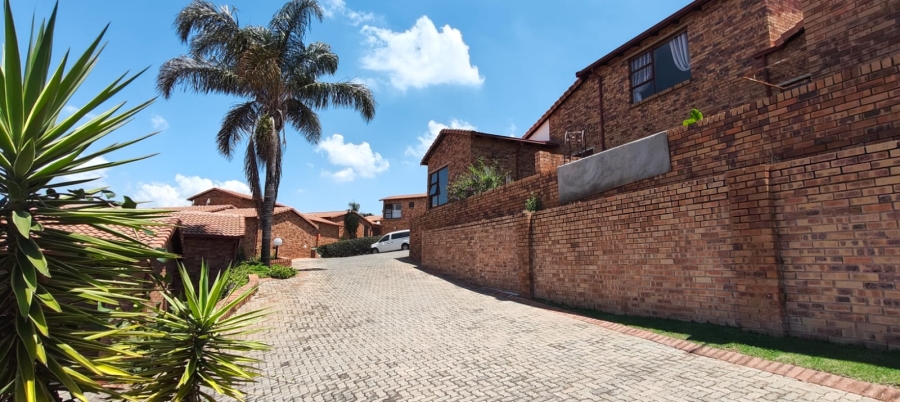 2 Bedroom Property for Sale in Rangeview Gauteng