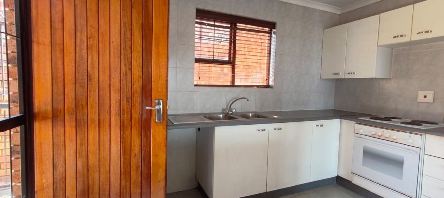 2 Bedroom Property for Sale in Rangeview Gauteng