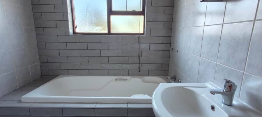 2 Bedroom Property for Sale in Rangeview Gauteng