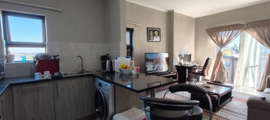 1 Bedroom Property for Sale in Bergbron Gauteng