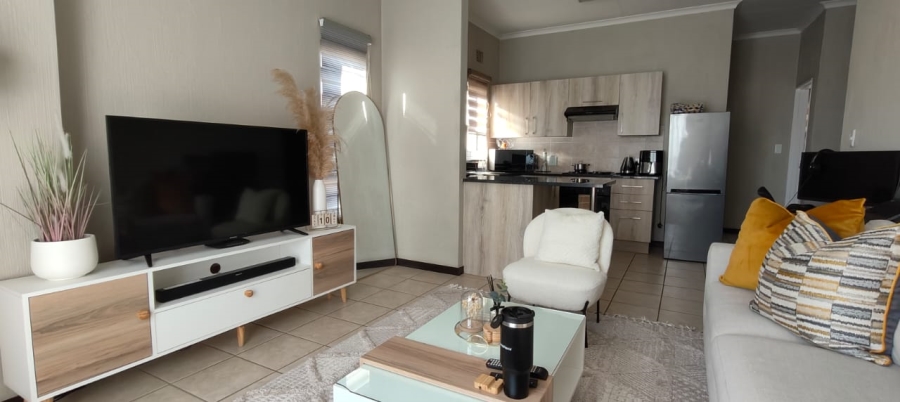 1 Bedroom Property for Sale in Bergbron Gauteng