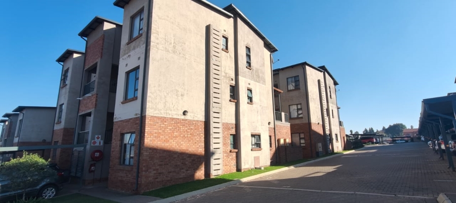 1 Bedroom Property for Sale in Bergbron Gauteng