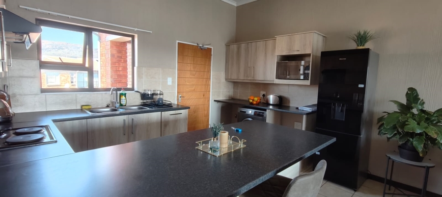2 Bedroom Property for Sale in Wilgeheuwel Gauteng