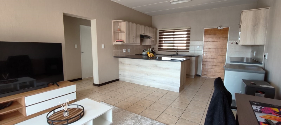 2 Bedroom Property for Sale in Wilgeheuwel Gauteng